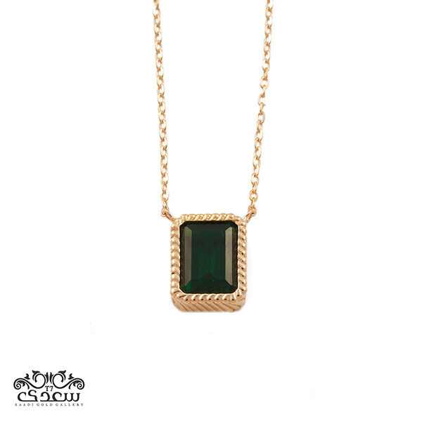 گردنبند مستطیل وِرسا